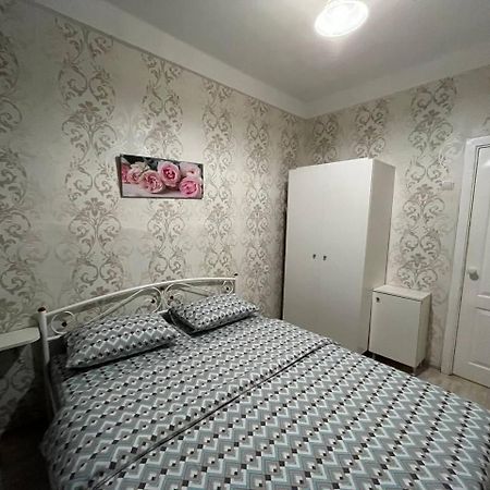 2К Квартира Велика Васильківська 118, Палац Україна Kiew Exterior foto
